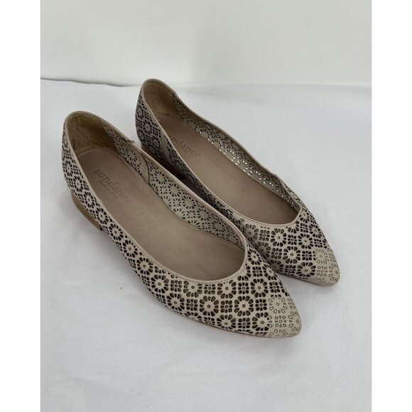 Sundance Catalog Dahlia Cutout Laser Design Floral Flats Ivory Boho Size 38 US 8 - Picture 1 of 16